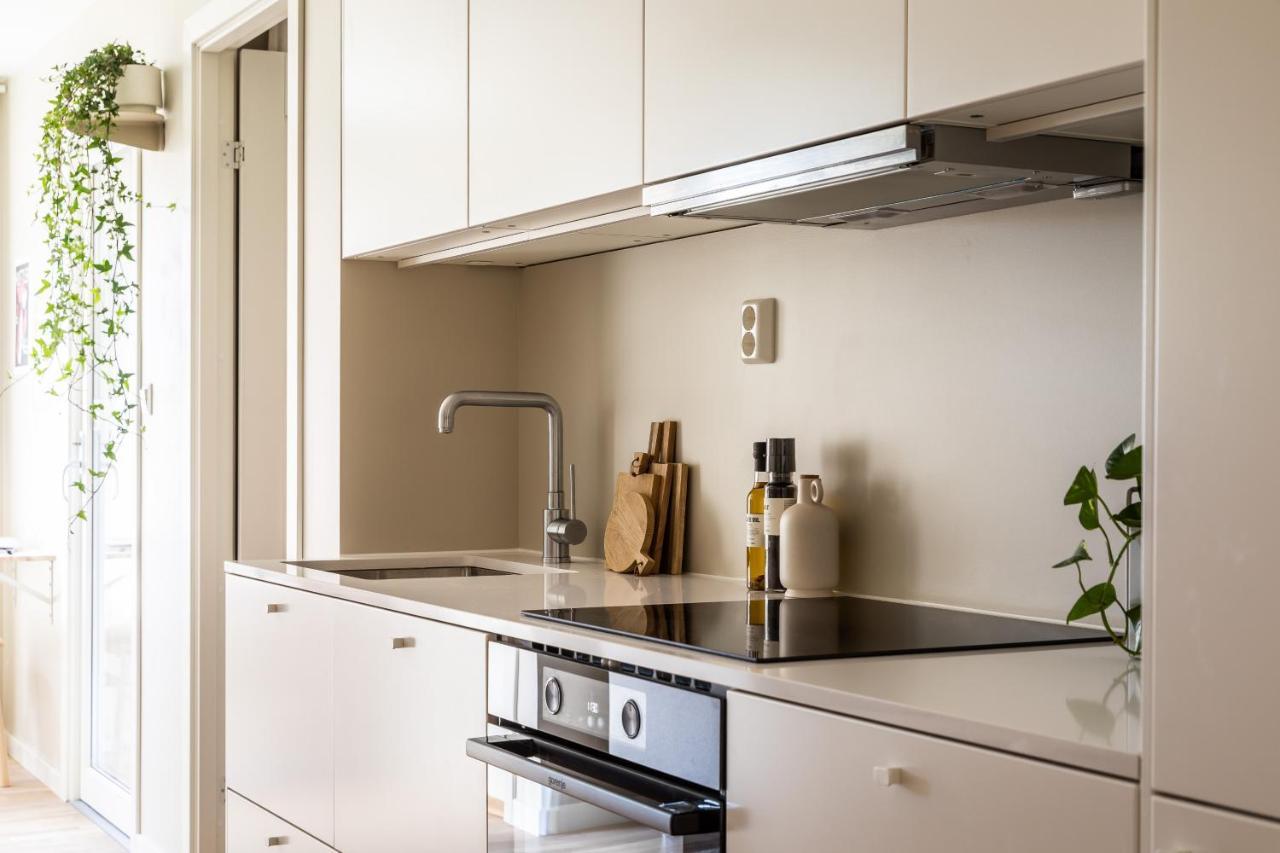 Scandinavian Apartment With 2 Bedrooms And Terrasse - Close To Storo Storsenter And All Public Transport オスロ エクステリア 写真