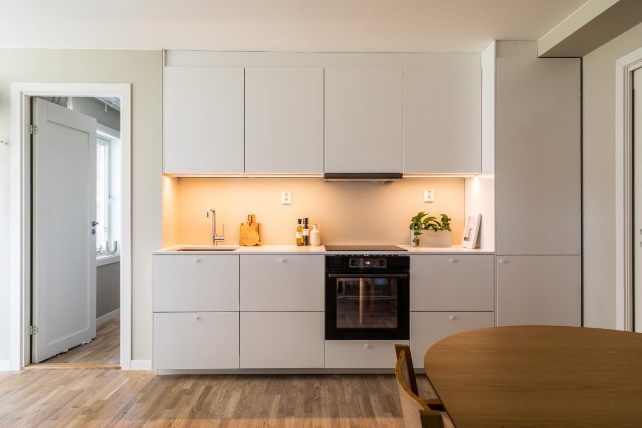Scandinavian Apartment With 2 Bedrooms And Terrasse - Close To Storo Storsenter And All Public Transport オスロ エクステリア 写真