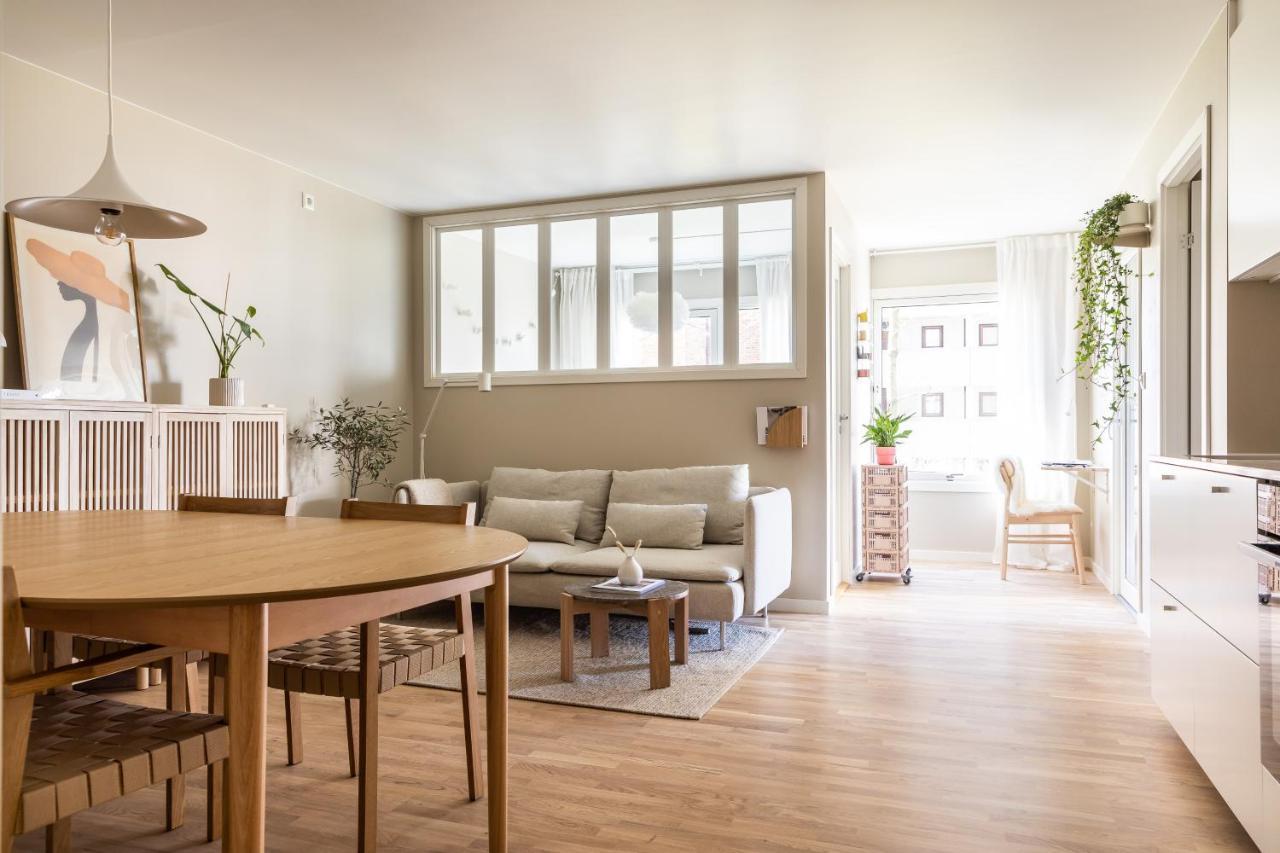 Scandinavian Apartment With 2 Bedrooms And Terrasse - Close To Storo Storsenter And All Public Transport オスロ エクステリア 写真