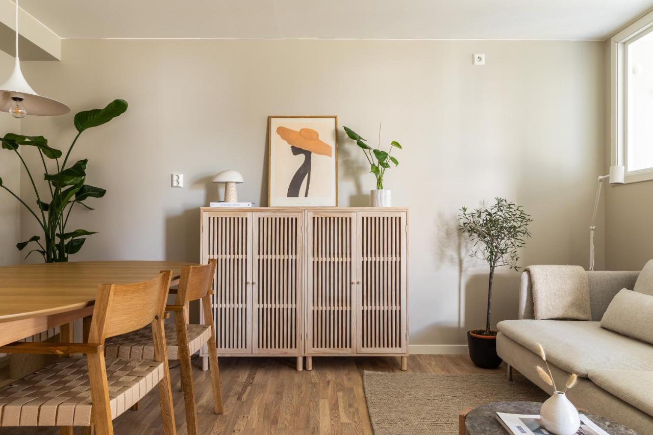 Scandinavian Apartment With 2 Bedrooms And Terrasse - Close To Storo Storsenter And All Public Transport オスロ エクステリア 写真