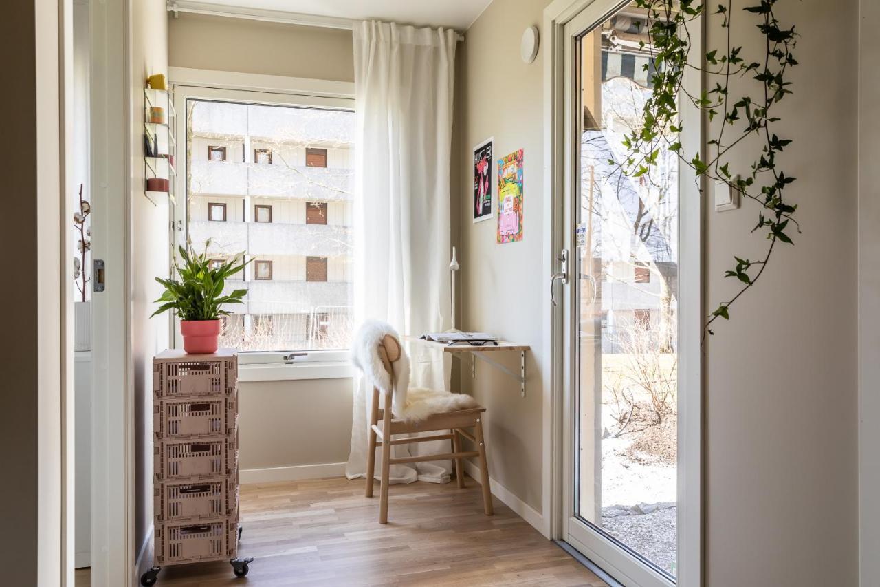 Scandinavian Apartment With 2 Bedrooms And Terrasse - Close To Storo Storsenter And All Public Transport オスロ エクステリア 写真